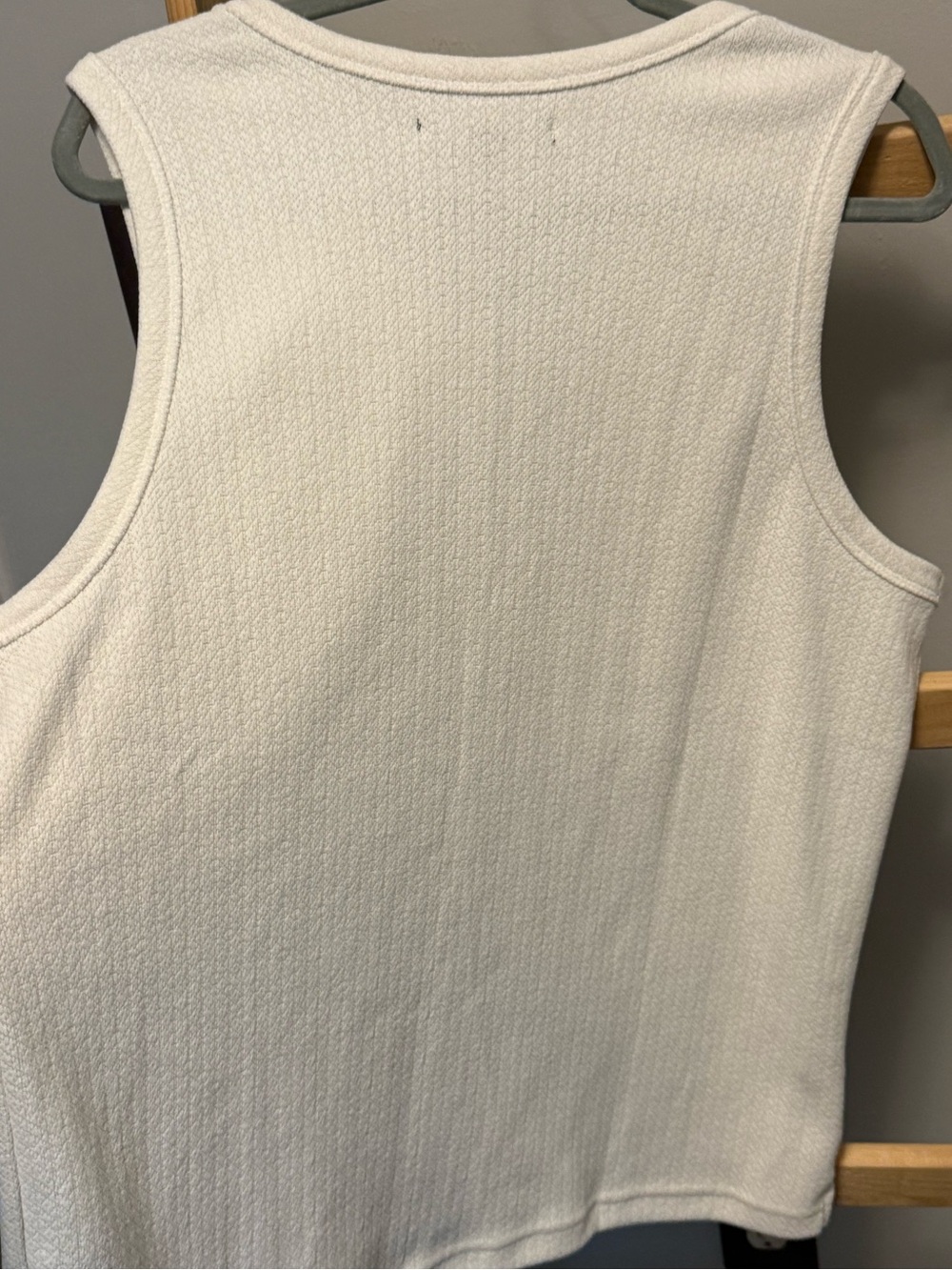 NOVAMEN NWT White Sleeveless Knit Tank Top - Picture 10 of 11